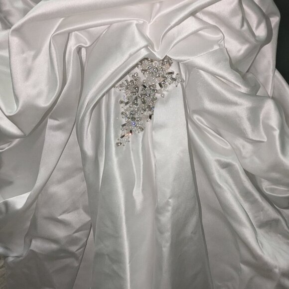 Maggie Sottero Fiorella - Picture 6 of 8